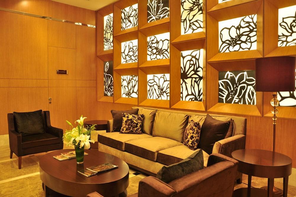 Oakwood Residence Shanghai Bagian luar foto