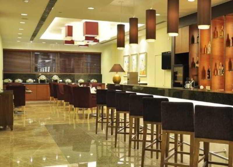 Oakwood Residence Shanghai Bagian luar foto