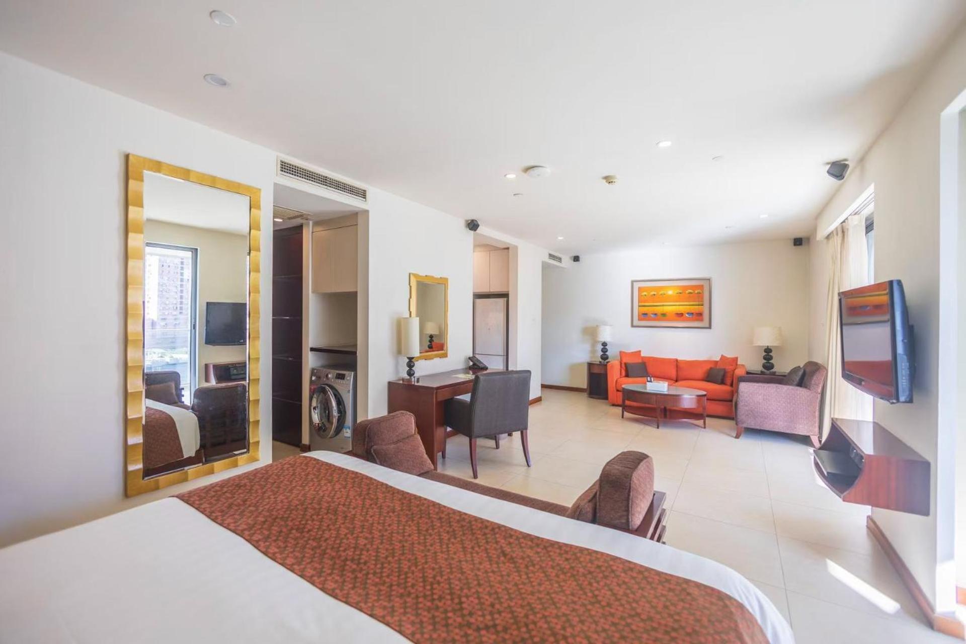 Oakwood Residence Shanghai Bagian luar foto