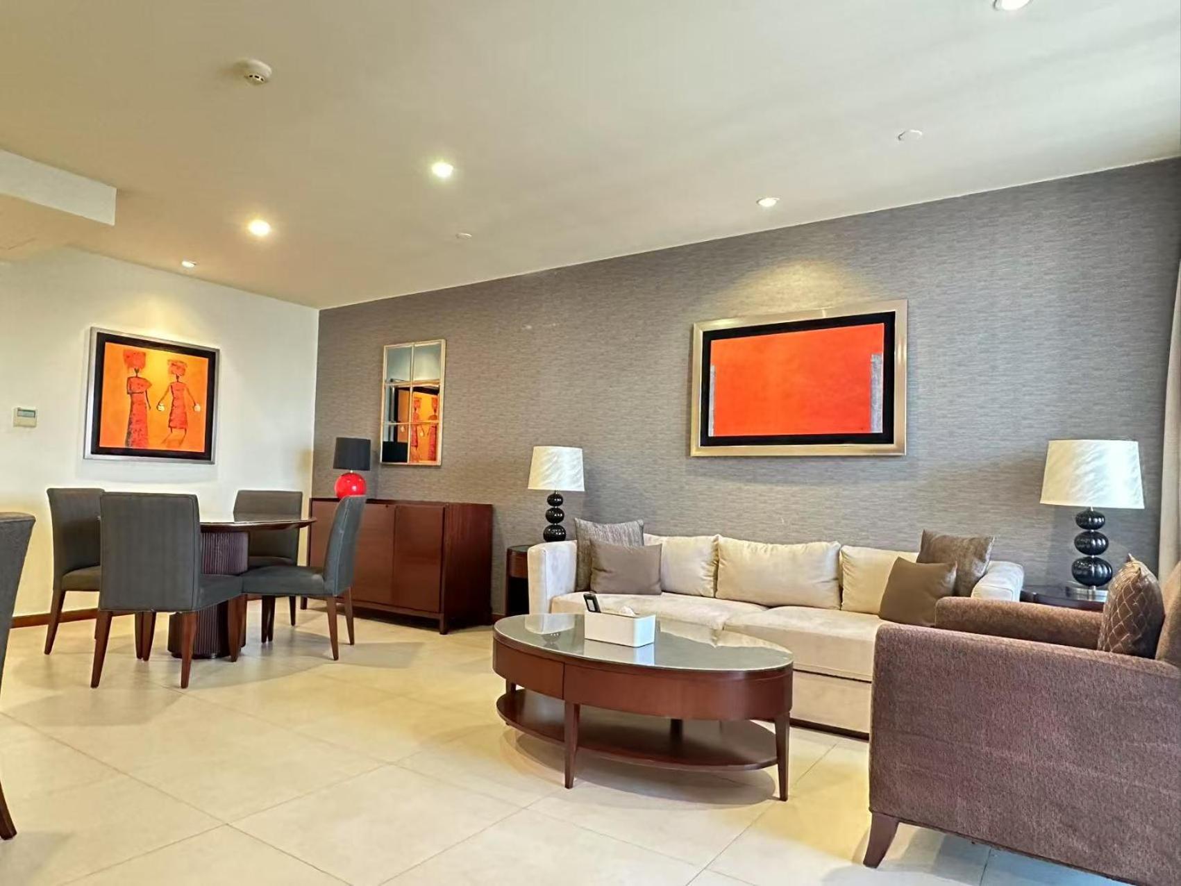 Oakwood Residence Shanghai Bagian luar foto