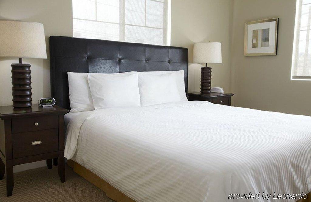 Oakwood Residence Shanghai Bagian luar foto
