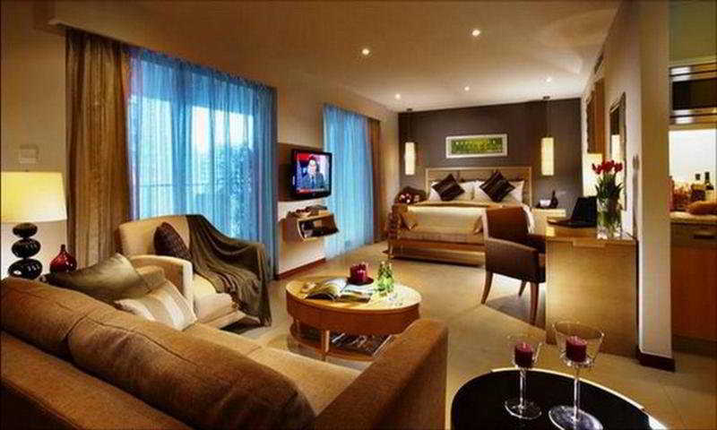 Oakwood Residence Shanghai Bagian luar foto