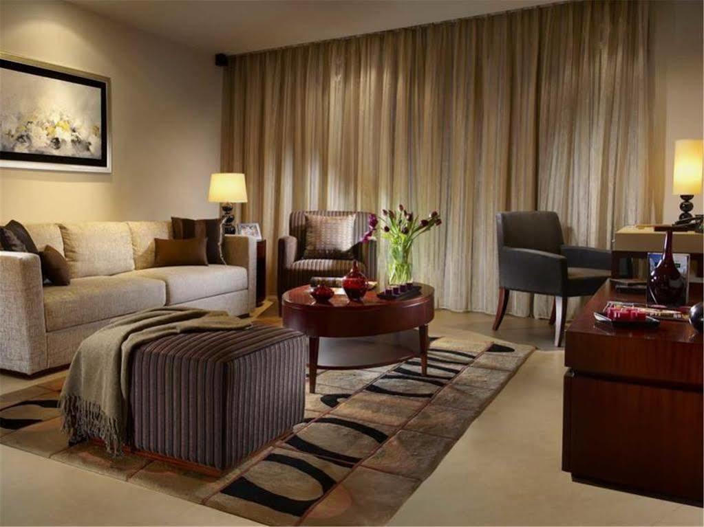 Oakwood Residence Shanghai Bagian luar foto