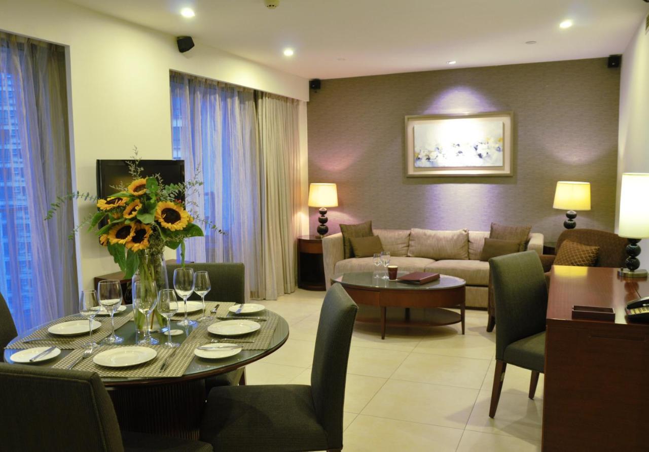 Oakwood Residence Shanghai Bagian luar foto